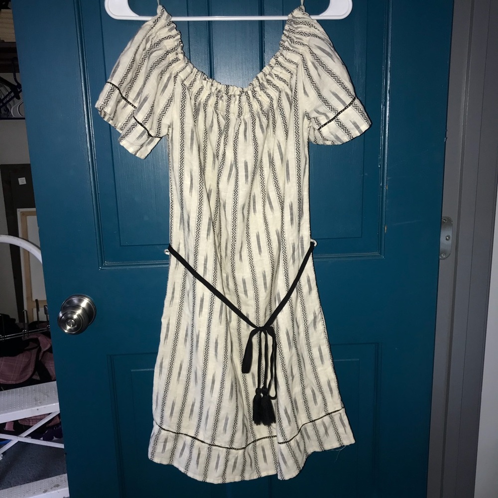 Just Living off the shoulder linen dress size s
